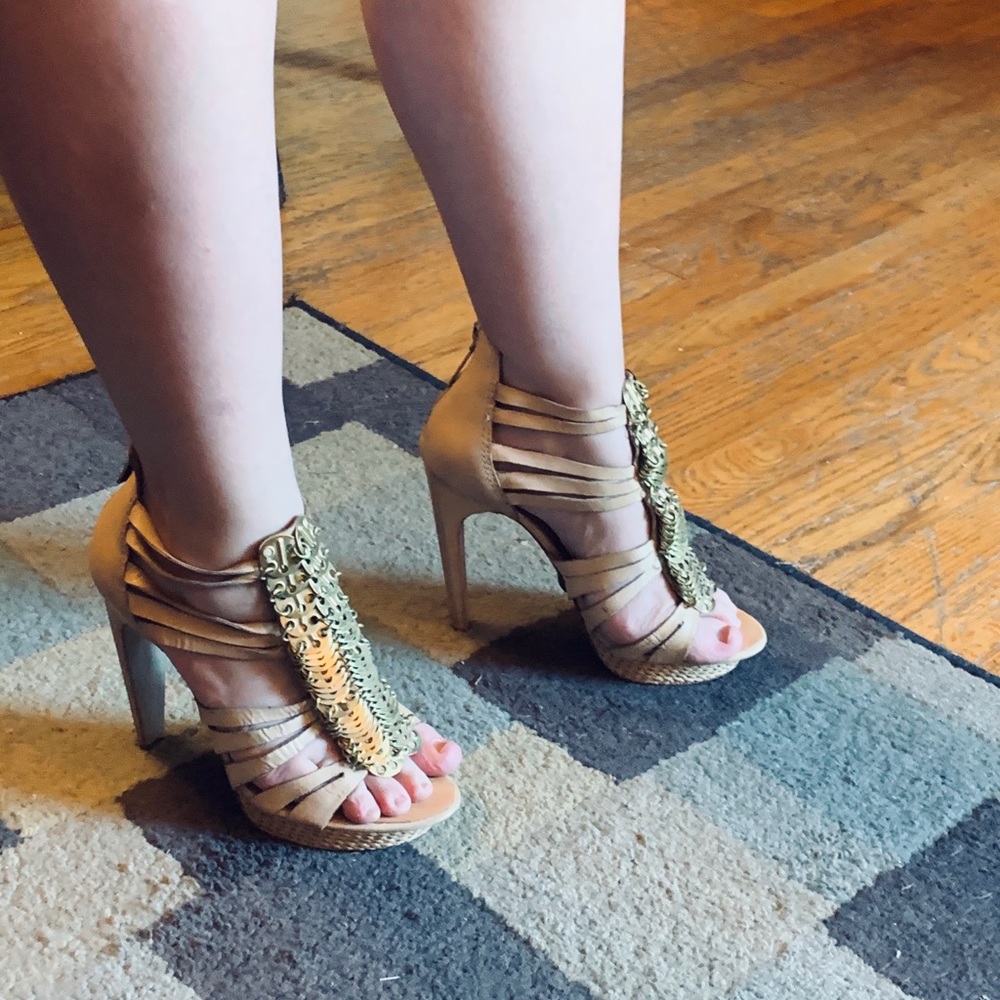 Nice sandals - Picture 8 of 8